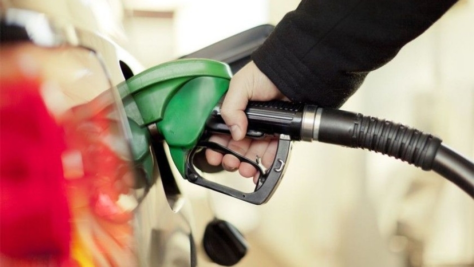 Domestic petrol and oil prices rise on global market trend